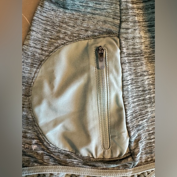 Nike Dri-fit Pullover, size M - Picture 7 of 7